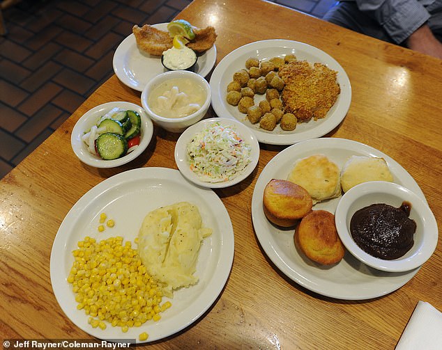 In 2015, when the singer was in the city, the waiter who served her a meal revealed that Taylor loved apple butter and biscuits as well as fritters.