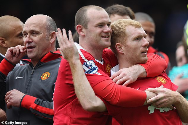 Rooney holds no grudges against Scholes for the tackle that injured him, and recently described Scholes as the best English midfielder of his generation in terms of 'controlling the game'.