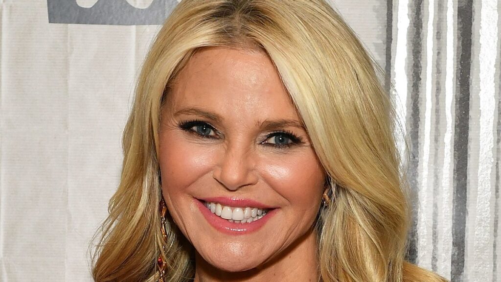 Christie Brinkley gives update on skin cancer as she credits daughter for chance diagnosis