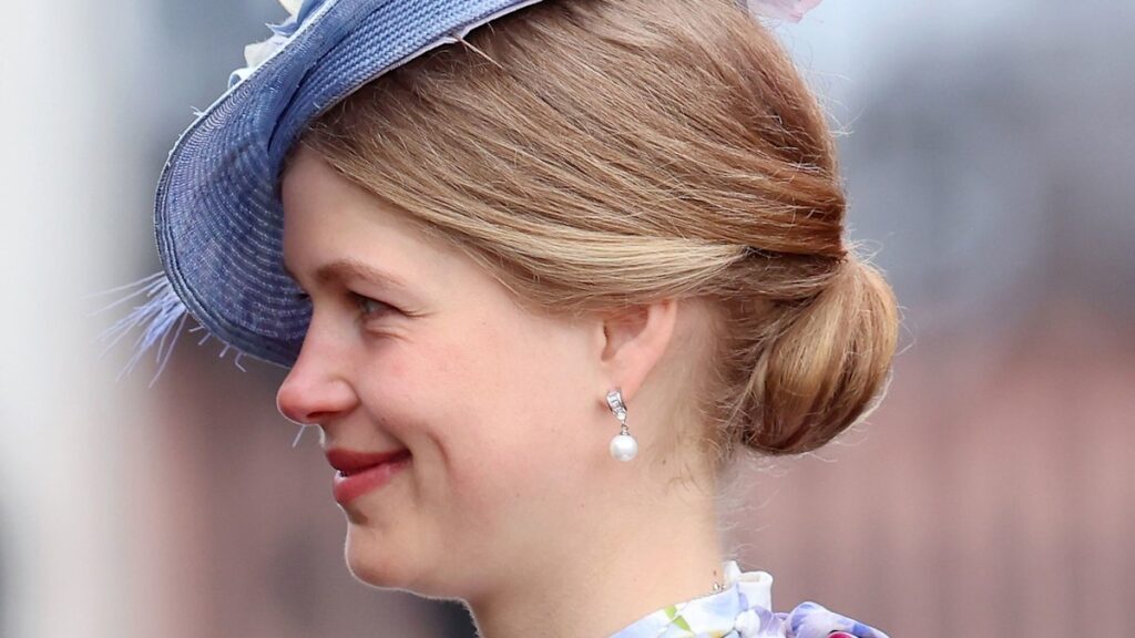 Lady Louise Windsor is mother Duchess Sophie’s double in florals for comeback