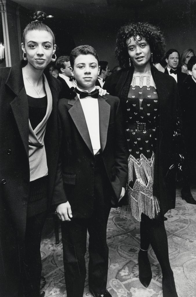 Diane Abbott, daughter Dreena De Niro and son Raphael De Niro attend the premiere of Awakenings at Loew's Fine Arts Theatre on December 17, 1990 in New York City