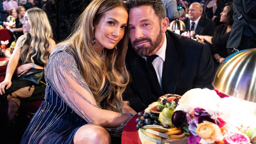 Jennifer Lopez shares heartfelt message to husband Ben Affleck amid split reports