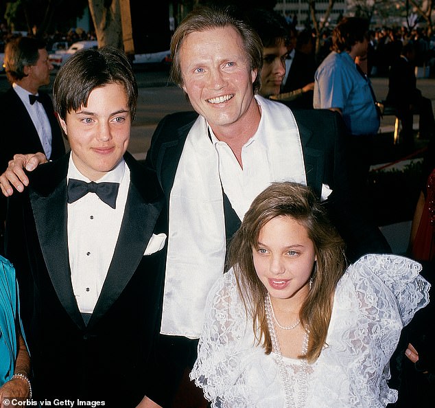 Voight seen with James Haven and Jolie at the 1986 Academy Awards ceremony