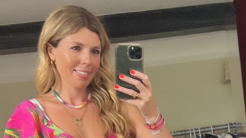 Carrie Johnson stuns in plunging summer dress as she welcomes new arrivals to family home