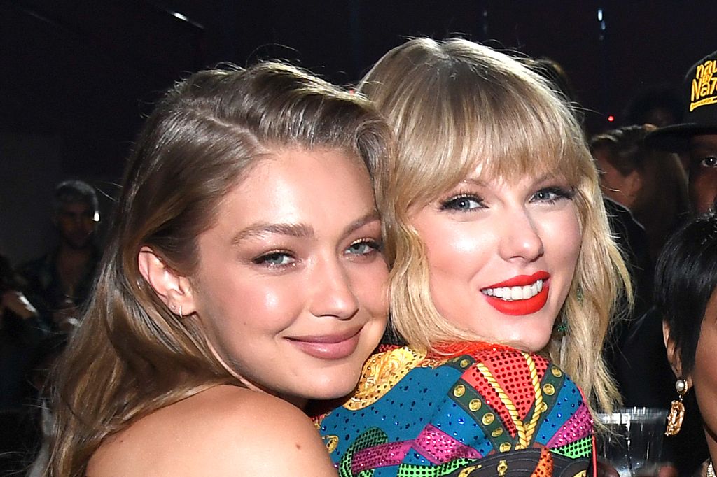 Gigi Hadid and Taylor Swift at the 2019 MTV Video Music Awards 