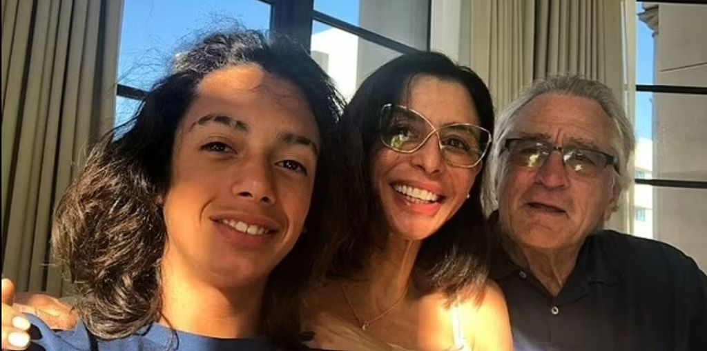 Robert De Niro with his daughter Drena and grandson Leandro
