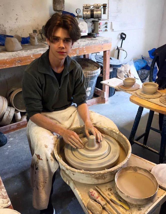 Samuel Chatto casting clay
