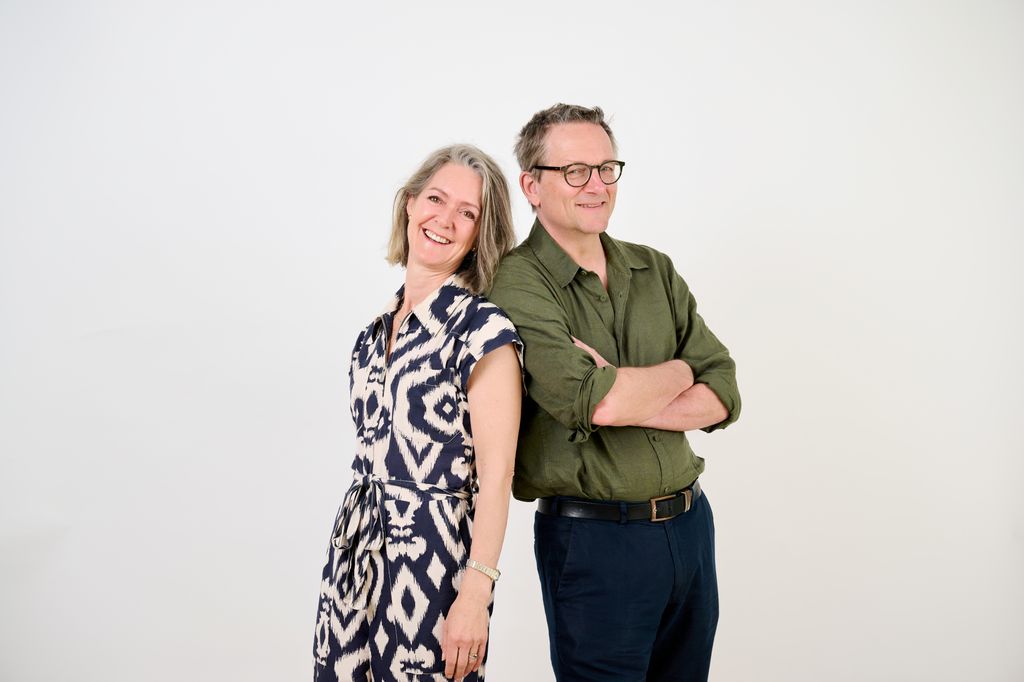 Dr. Claire Bailey Mosley and Dr. Michael Mosley created the Fast 800 program