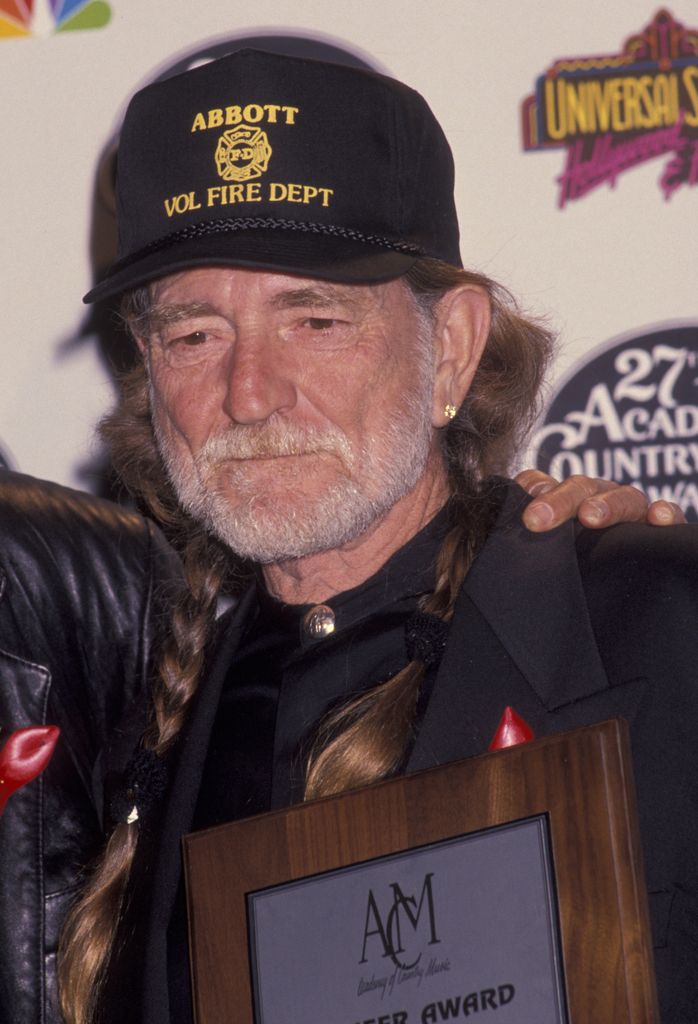 Musician Willie Nelson attends the 27th Annual Academy of Country Music Awards at the Shrine Auditorium in Los Angeles, California on April 29, 1992. (Photo: Ron Galella, Ltd./Ron Galella Collection via Getty Images)