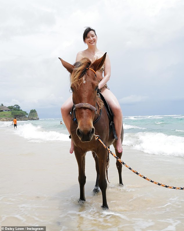 The catwalk favourite has shared some stunning snaps of herself wearing a bikini, posing on a horse and riding along the beach in Indonesia in April