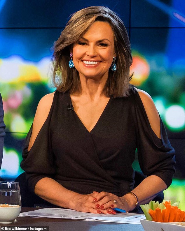Lisa Wilkinson unveils dramatic hair transformation and hints at return to TV as the former Channel 10 star hires Nine stylist to chop off her famous locks for a ‘new beginning’: ‘It feels sooo good’
