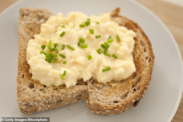 A filling, protein-rich breakfast, such as scrambled eggs, will keep you fuller for longer and may help to build muscle