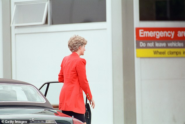Upon receiving the news, Princess Diana rushed to the Royal Berkshire Hospital