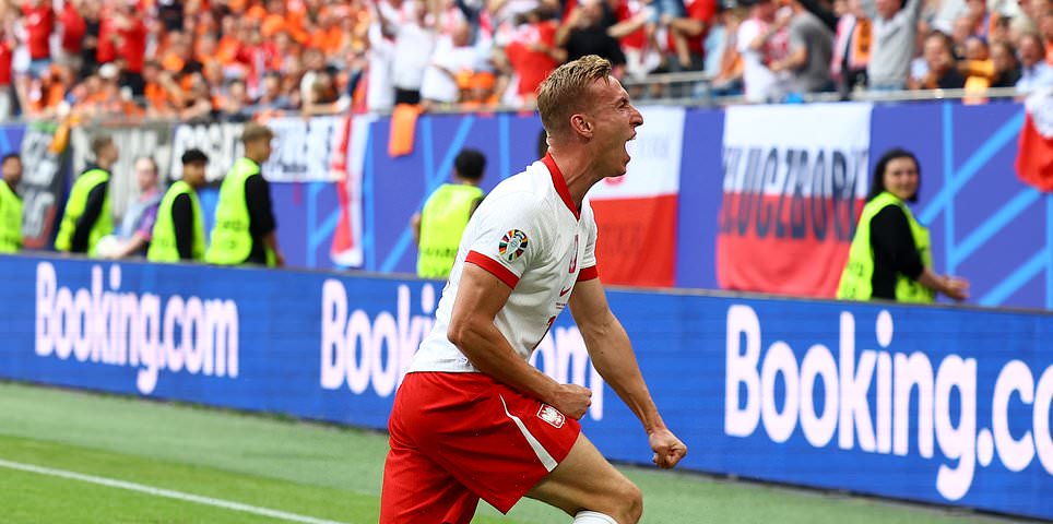 Poland vs Netherlands – Euro 2024: Live score, team news and updates as Cody Gakpo forces smart stop from Wojciech Szczesny inside the opening minutes