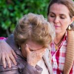 You’re more likely to get Alzheimer’s if your mom has it, major study suggests