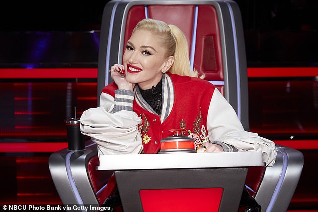 Blonde appeared on her show The Voice in the knockout round
