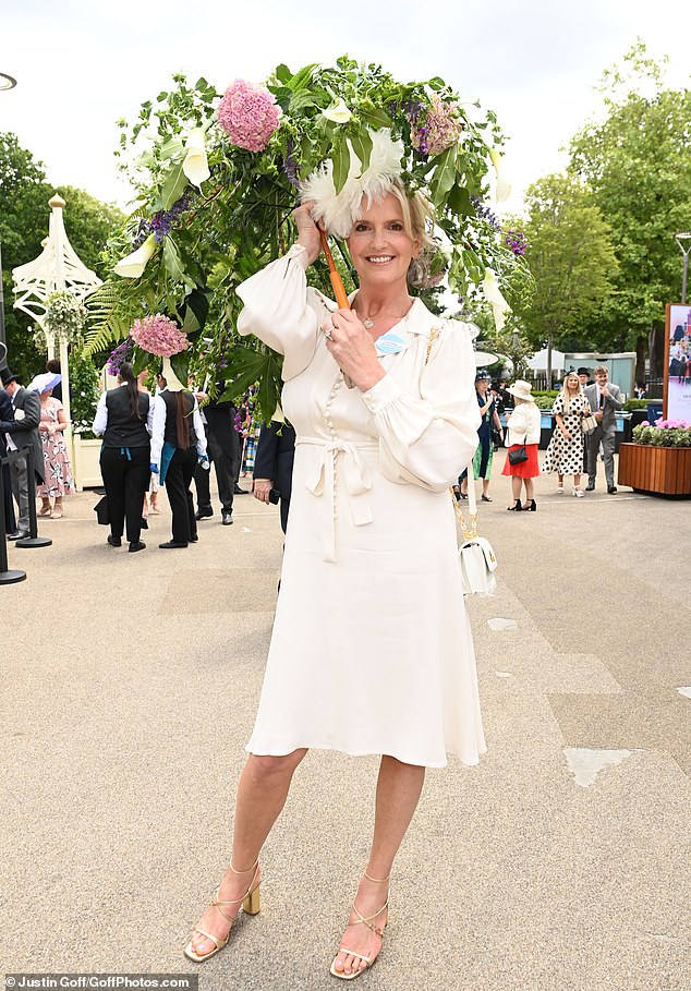 Penny Lancaster stole the show with a quirky floral umbrella