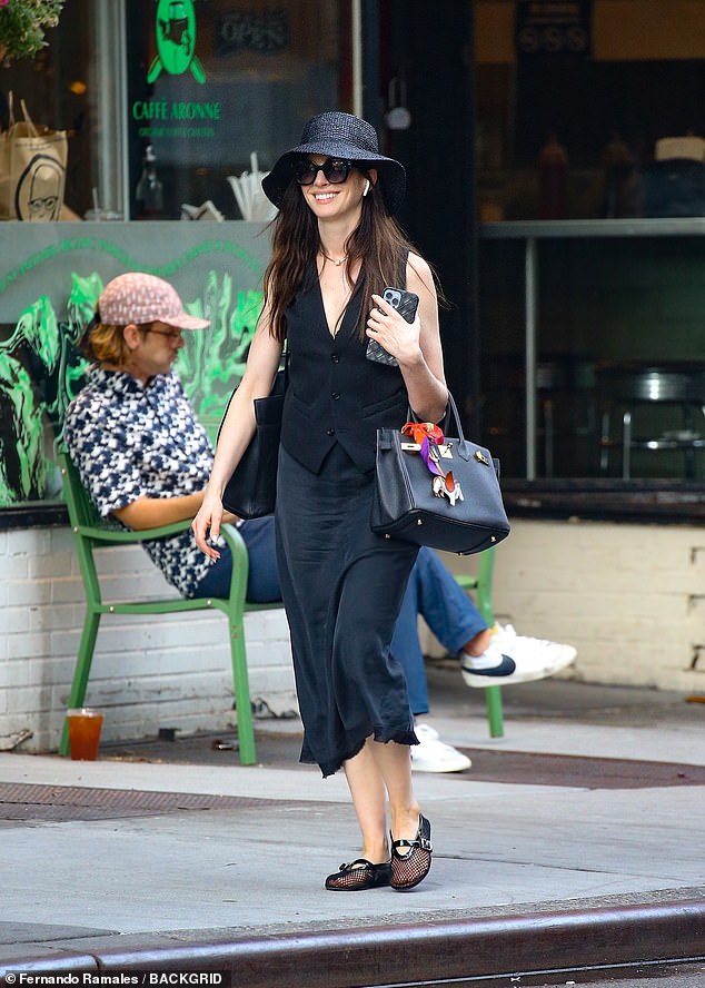 The 41-year-old actress, who is busy shooting for the upcoming thriller Flowerwell Street, wore a stylish waistcoat and straw hat for the outing.