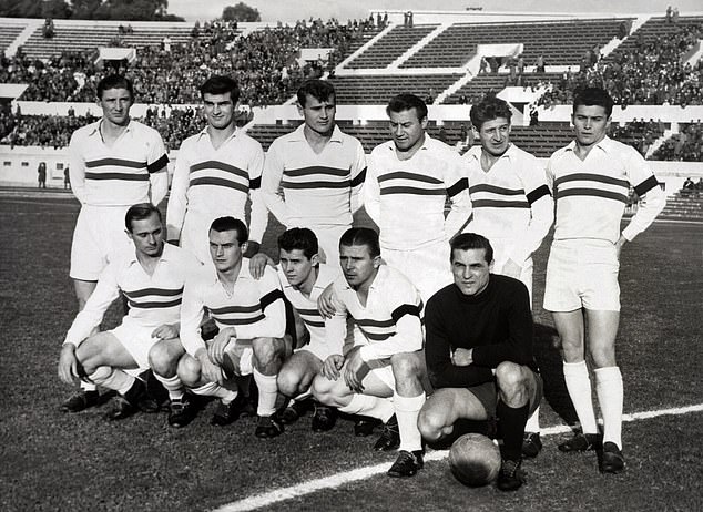 Honvéd's line up for the game against Roma in 1956, before the revolution