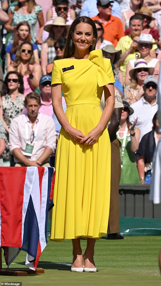 Kate looked stunning on the court in this vibrant Roksanda dress and Gianvito Rossi court shoes