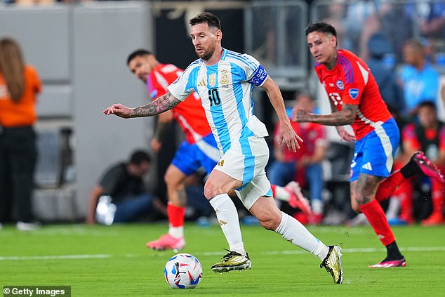 Lionel Messi’s Argentina snatches late Copa America winner vs. Chile as Lautaro Martinez bundles in decisive goal for 1-0 win