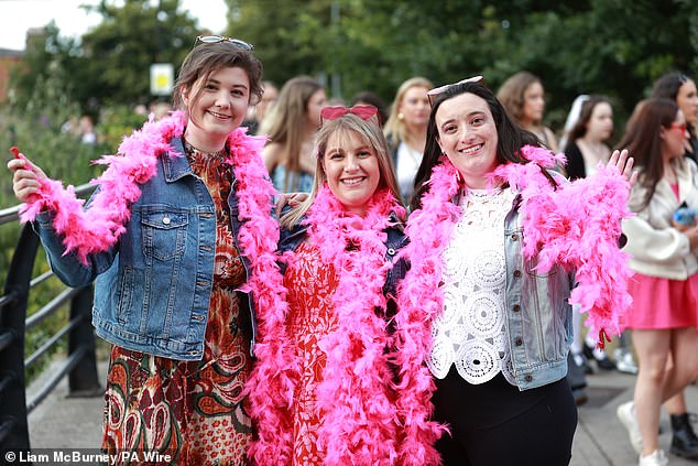 Pink feather boas, cowgirl hats and sequin costumes were seen galore, as fans waited patiently to enter the venue