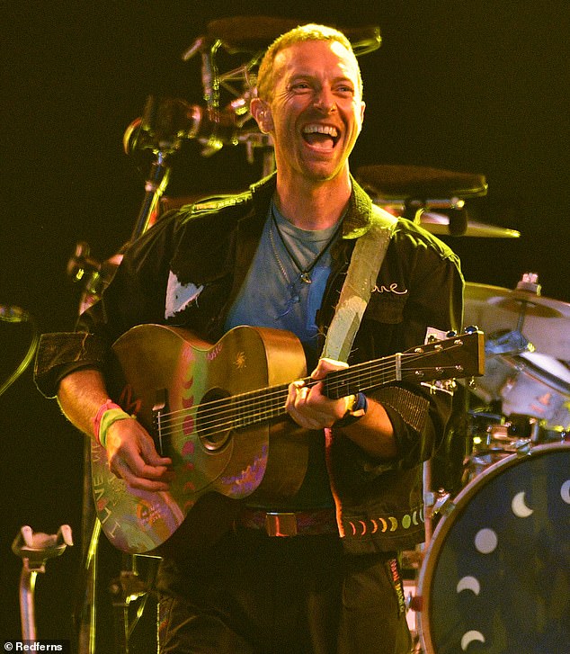 Chris oozed confidence as he strutted about on stage alongside fellow band members Guy Berryman, Jonny Buckland, Will Champion, and performed some of the group's most famous hits