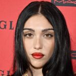 Madonna’s daughter Lourdes Leon displays tiny waist in skintight dress for sizzling red carpet appearance