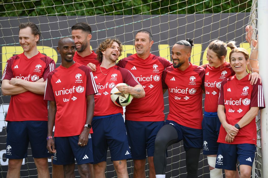 England's Tom Hiddleston, Sir Mo Farah, Gary Cahill, Tom Grennan, Paddy McGuinness, Theo Walcott, Ellen White and Karen Carney training