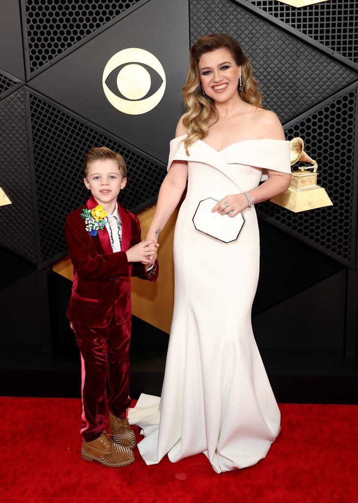 Kelly Clarkson and son Remy Grammy red carpet