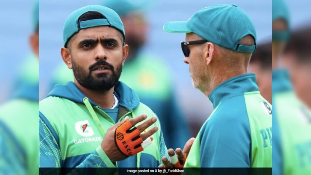 “Don’t Waste Time In Pakistan”: Harbhajan Singh’s Coaching ‘Offer’ For Gary Kirsten After Alleged Outburst