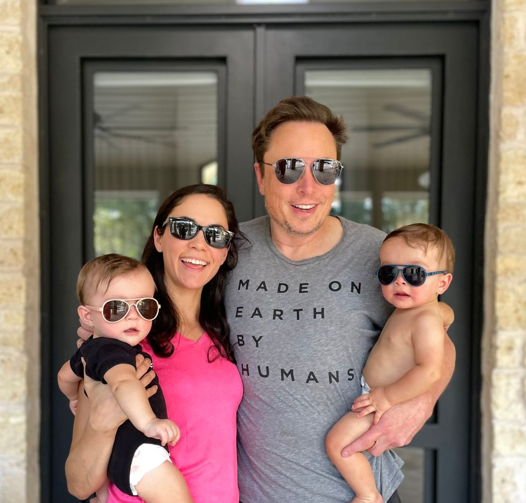 Photo shared by Shivon Zilis on X, showing her and Elon Musk with their twins, daughter Azure and son Strider