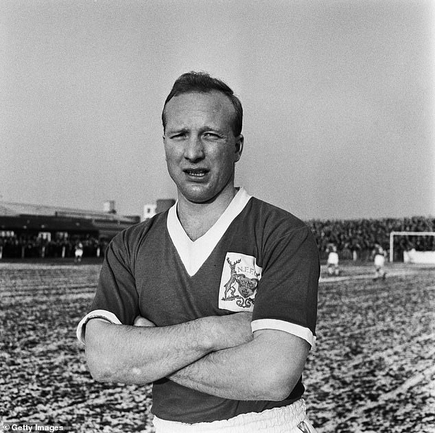 He moved to Grimsby in 1957, then signed for Nottingham Forest less than a year later
