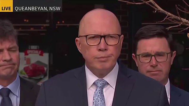 Usman Khawaja loses it at Peter Dutton over Muslim comment