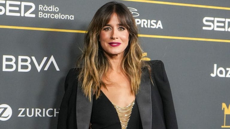 Isabel Jimenez supports Valencian fashion with her dress at the 2024 Ondas Awards