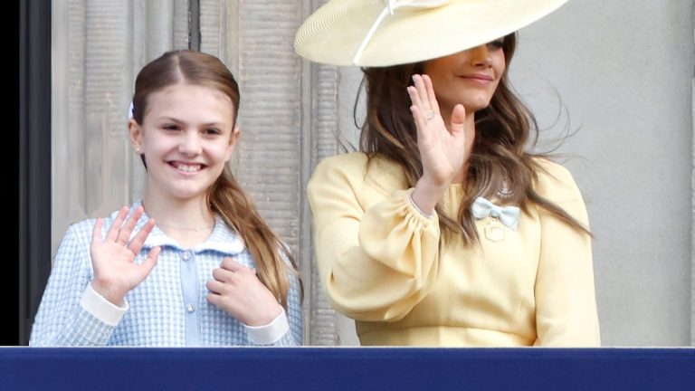 Does Estelle of Sweden have a favorite aunt? This is his relationship with Princess Sofia