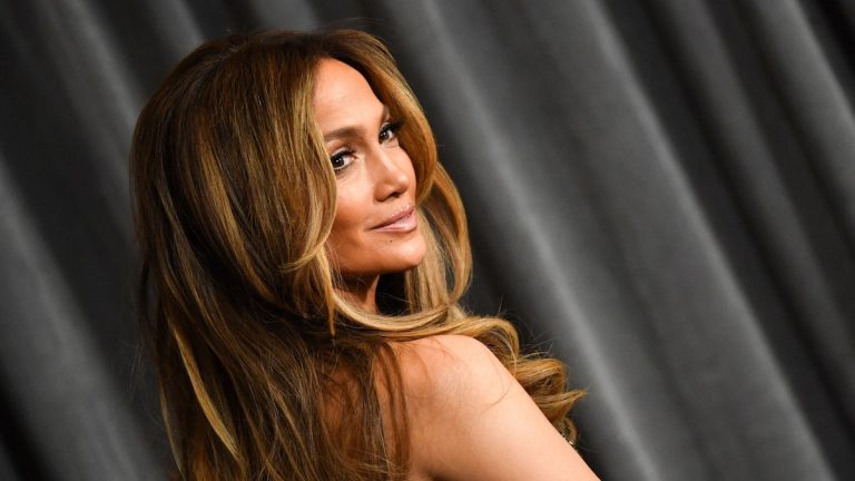 Jennifer Lopez takes the trending 'dark cherry' manicure a step further