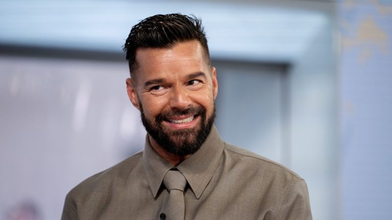 Ricky Martin enjoying an afternoon bowling with his kids