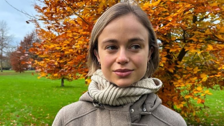 This is the deep cleansing facial treatment with which Amelia Windsor gets ready for Christmas