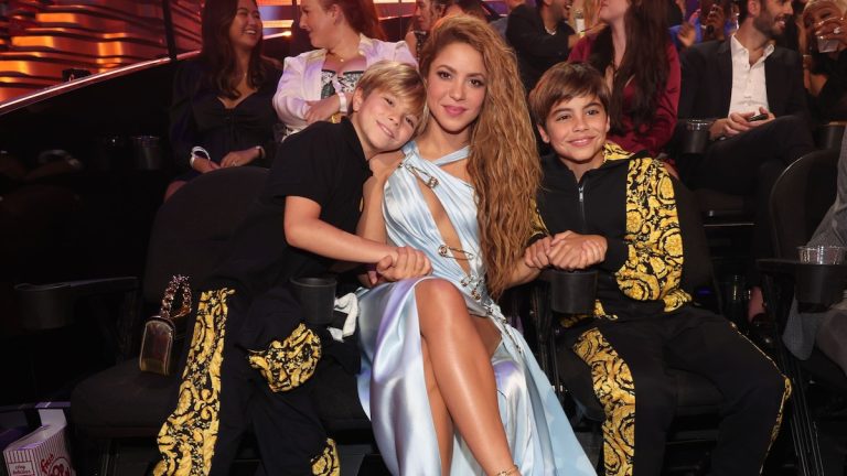 Watch Shakira's emotional speech during Thanksgiving without her boys