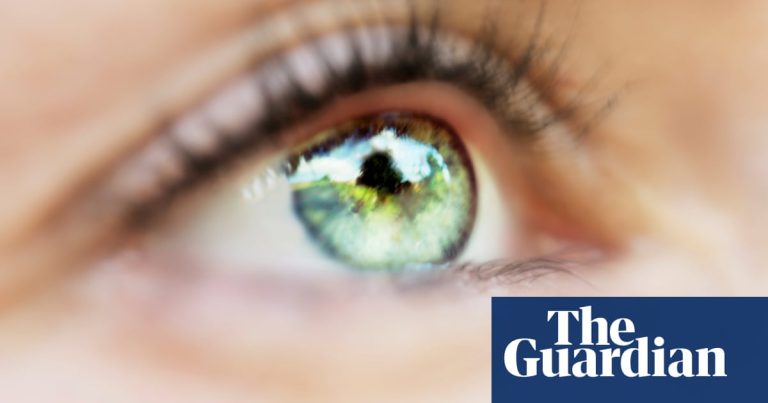 Keratopigmentation: Why are eyeball tattoos on the rise? | Cosmetic surgery