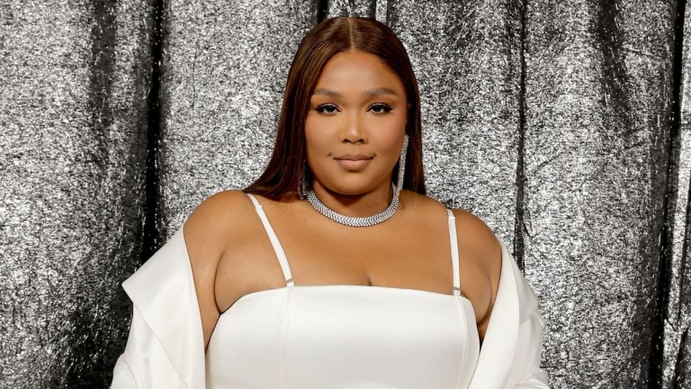 Lizzo Shows Weight Loss Transformation in Latest Outing: Fans Shocked