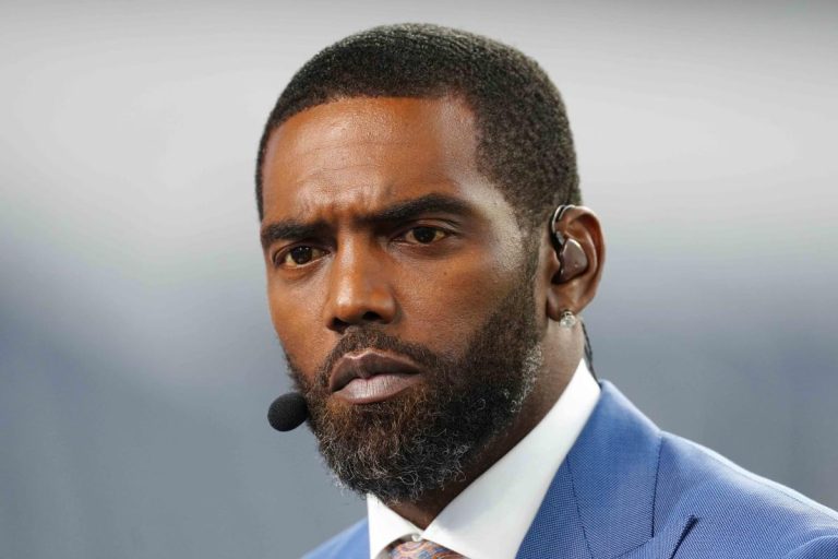 Randy Moss explains why he wears sunglasses on 'Sunday's NFL Countdown.'