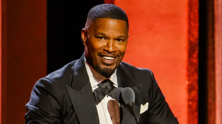 Jamie Foxx addresses his health scare for the first time; 'I'm back!'