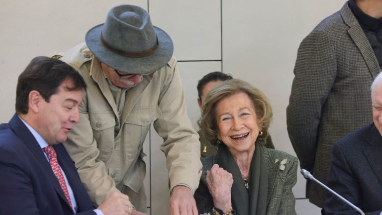 Queen Sofia celebrates 25 years of the Atapuerca Foundation by inaugurating a new research center