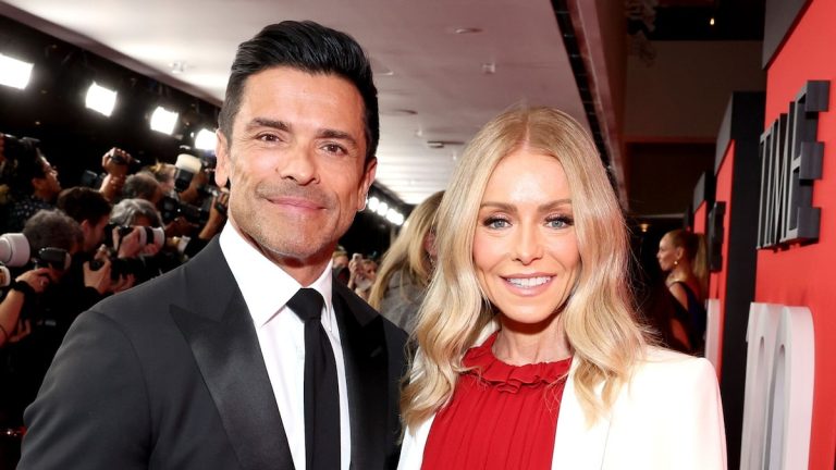 Kelly Ripa and Mark Consuelles share the cutest facts while showing off their home