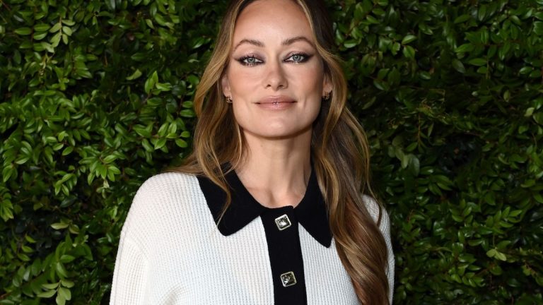 Olivia Wilde Rocks a Two-Tone Smudged Eyeliner and Here's How You Can Do It