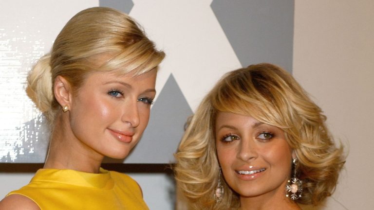 What caused Paris Hilton and Nicole Richie's 2005 feud?